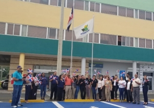 Empleados de Mercadom y MSD conmemoran el 175 Aniversario de nuestra Independeica Nacional