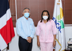 Sócrates Díaz Castillo encabeza junto a Julia Drullard jornada de pruebas PCR en el Merca Santo Domingo